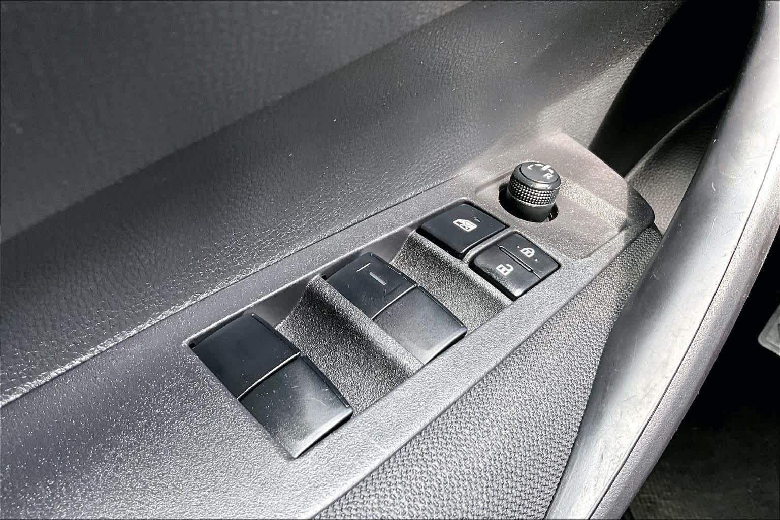 Used 2024 Ice Cap Toyota LE image 31