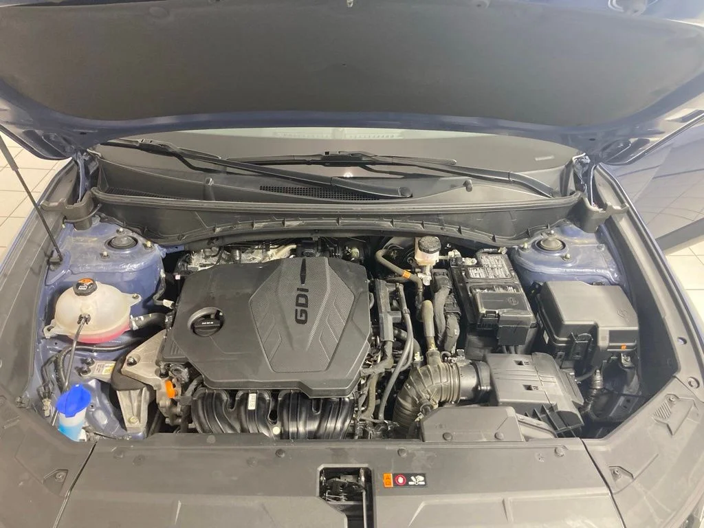 Used 2025 Blue Hyundai SEL image 27
