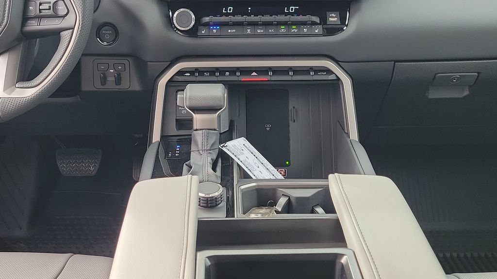 2026 Toyota Tundra Limited - Photo 15