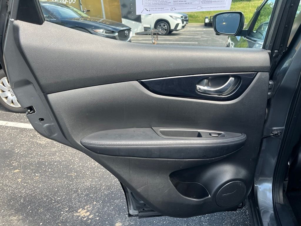 Used 2019 Gray Nissan SV image 23