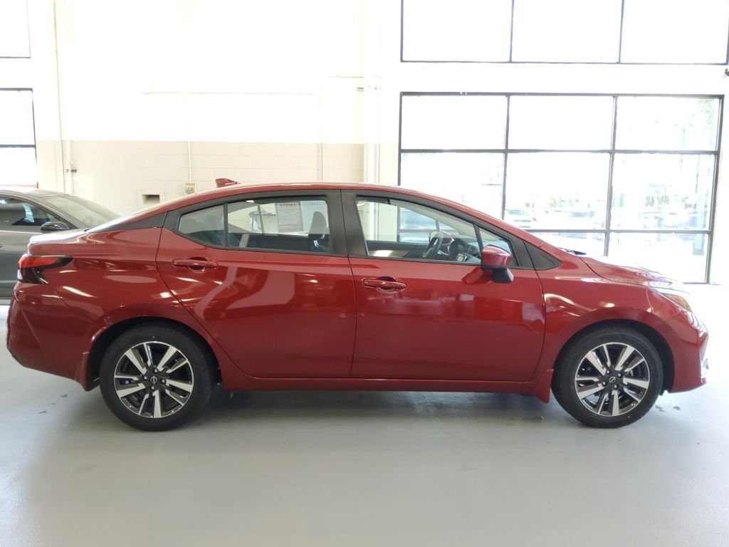 Used 2025 Red Nissan 1.6 SV image 24