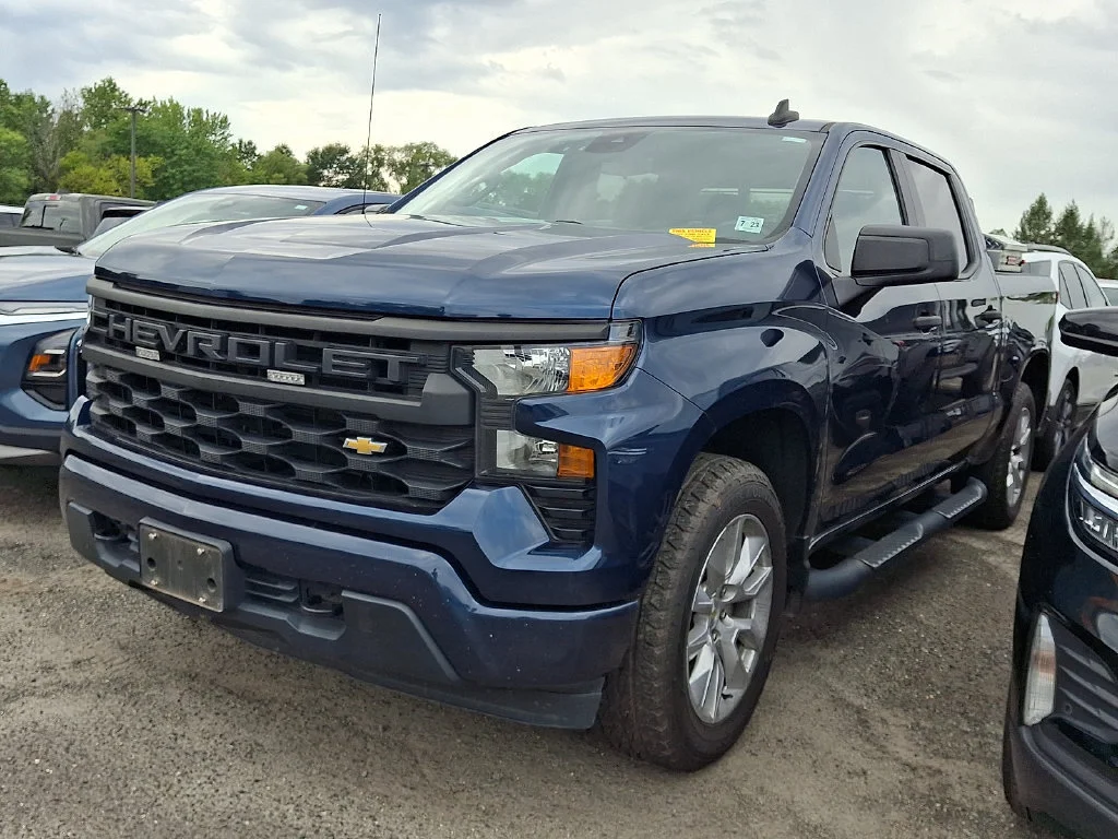 Used 2022 NORTHSKY BLUE METALLIC Chevrolet Custom image 4