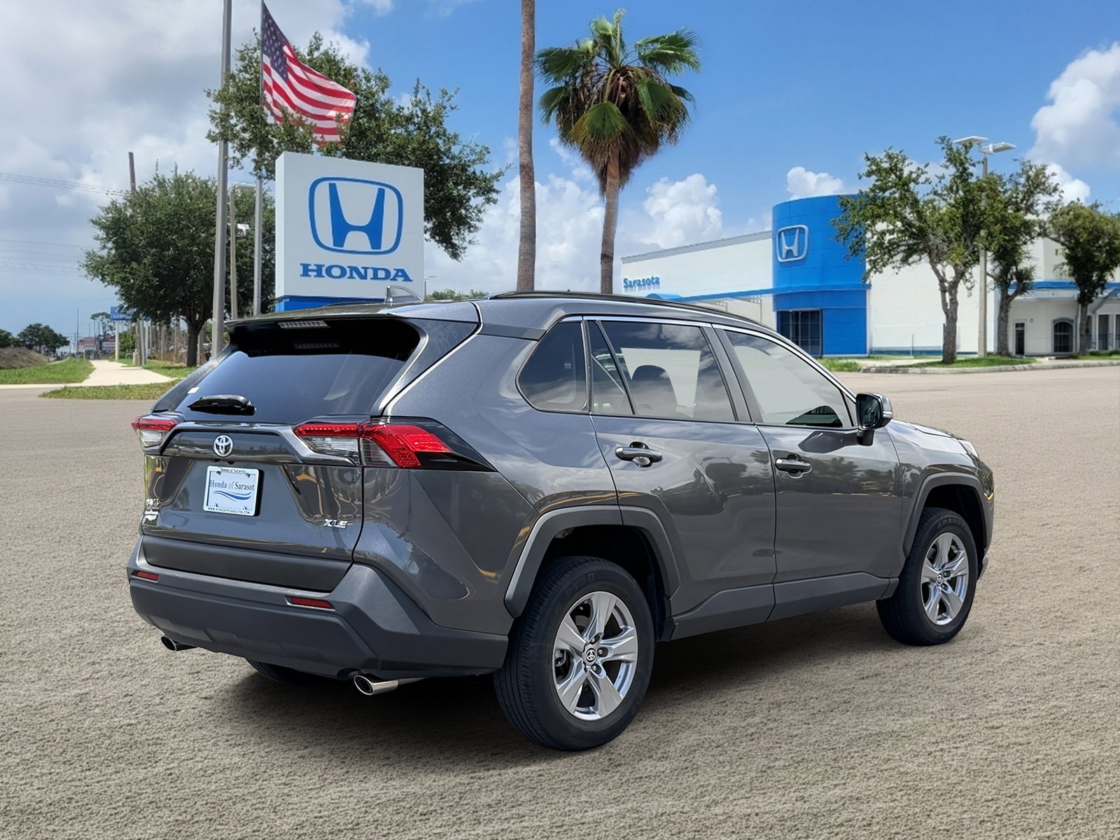 Used 2023 Magnetic Gray Metallic Toyota XLE image 4