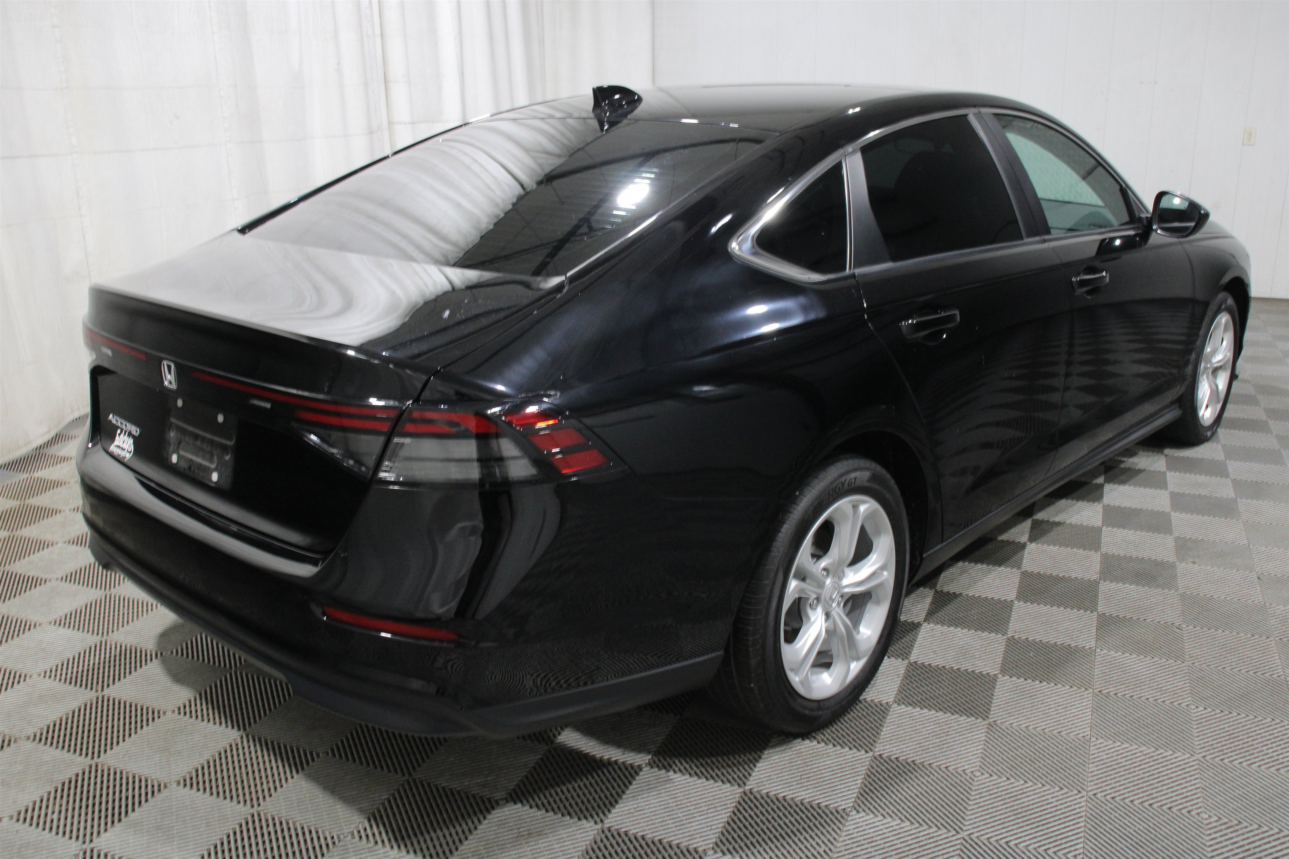 Used 2023 Crystal Black Pearl Honda LX image 29