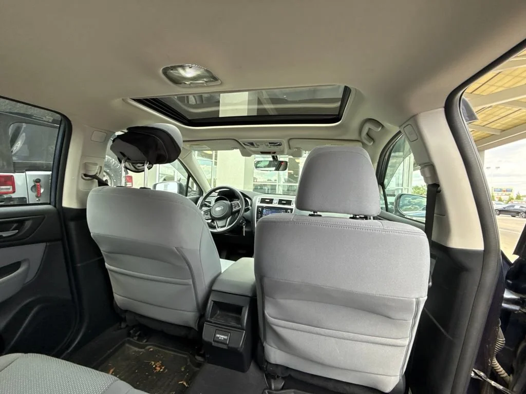 Used 2018 Twilight Blue Metallic Subaru 2.5i Premium image 20