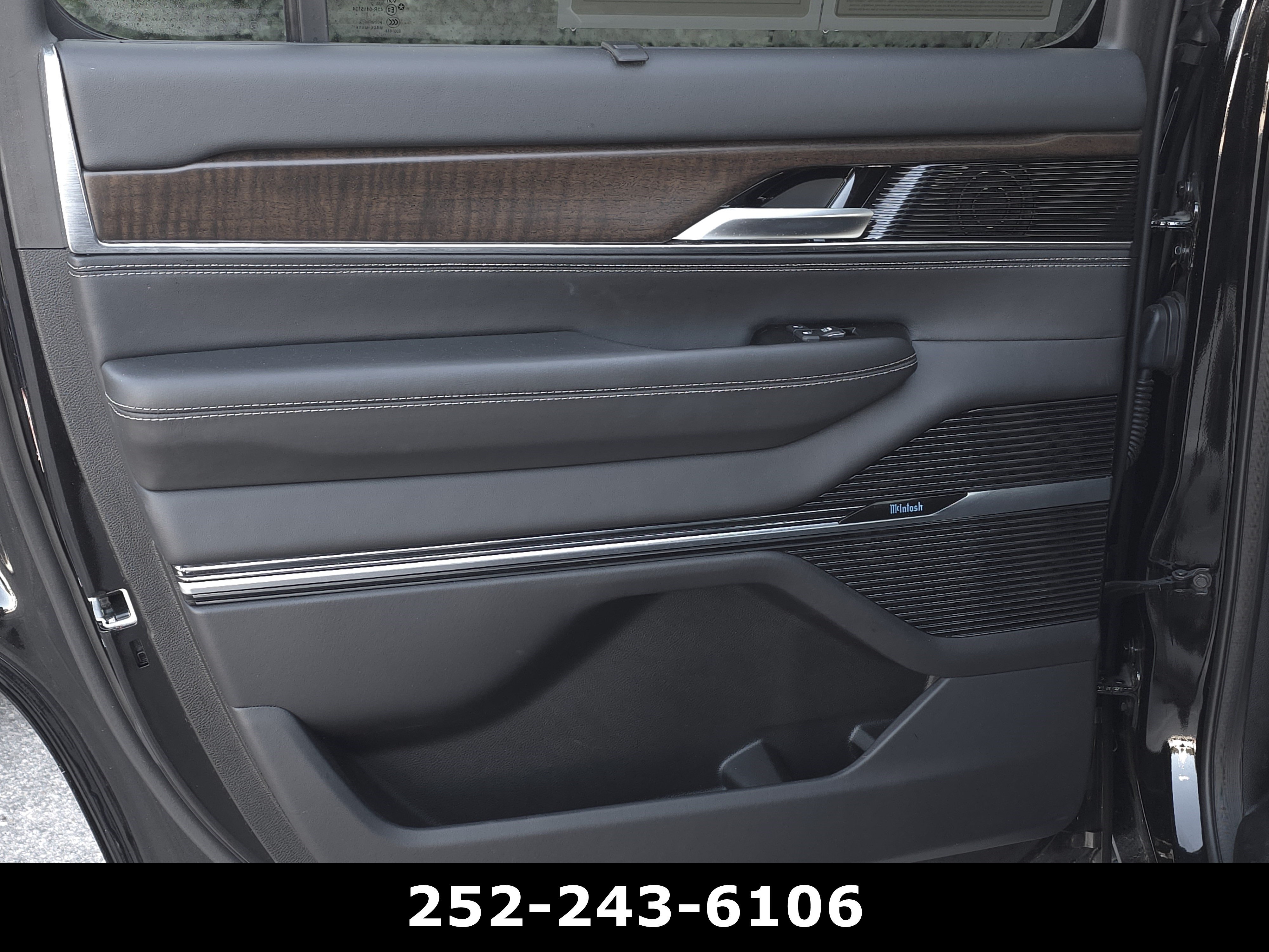 Used 2022 Diamond Black Crystal Pearlcoat Jeep Series II image 48