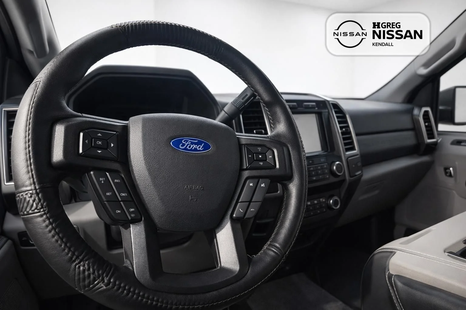 Used 2020 White Ford XLT image 9