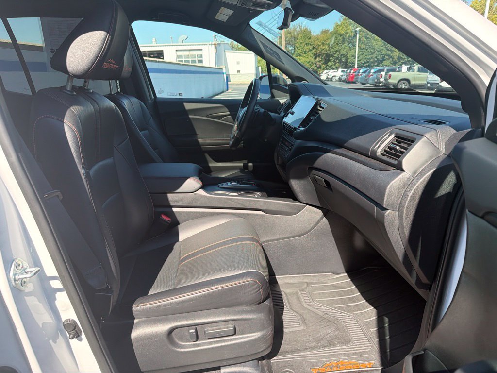 2025 Honda Ridgeline TrailSport - Photo 24