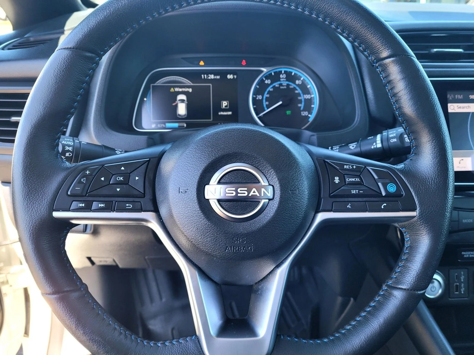 Used 2024 Pearl White Tricoat Nissan SV Plus image 29