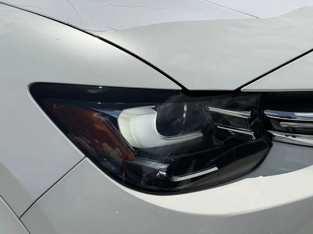 New 2026 Rhodium White Premium Mazda 3.3 Turbo S Premium Plus AWD image 7