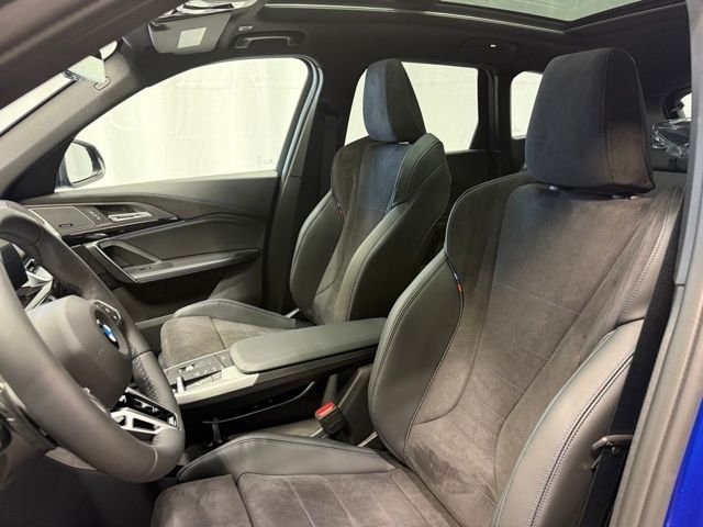 Used 2026 Portimao Blue Metallic BMW xDrive28i image 18