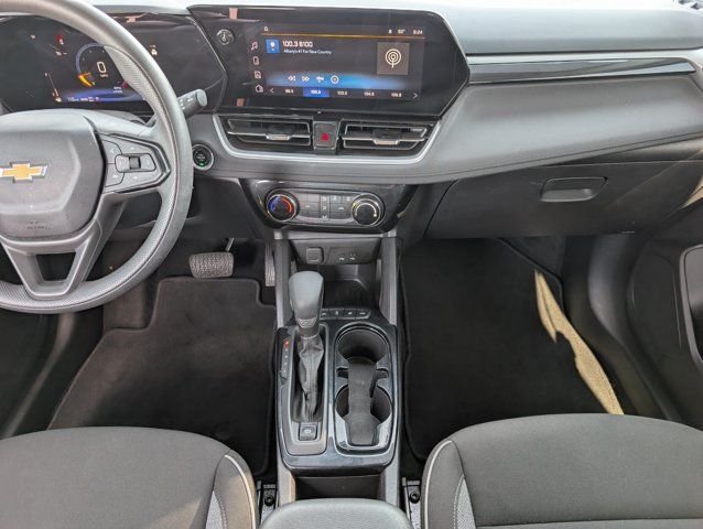Used 2025 Gray Chevrolet LT image 7