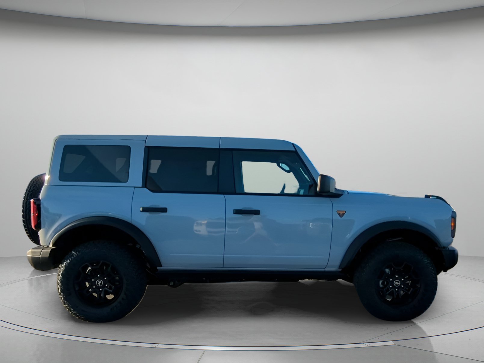 New 2026 Avalanche Gray Ford Badlands® image 29