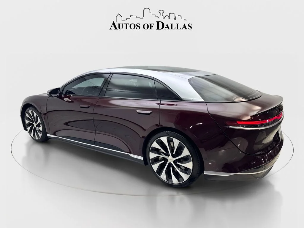 Used 2022 Red Lucid Grand Touring image 9