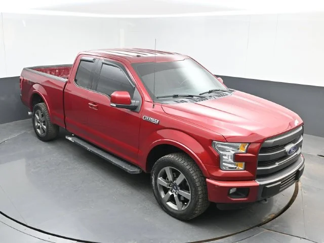 Used 2015 Ruby Red Metallic Ford Lariat image 13