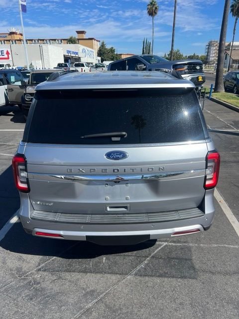 Used 2023 Silver Ford Limited image 11
