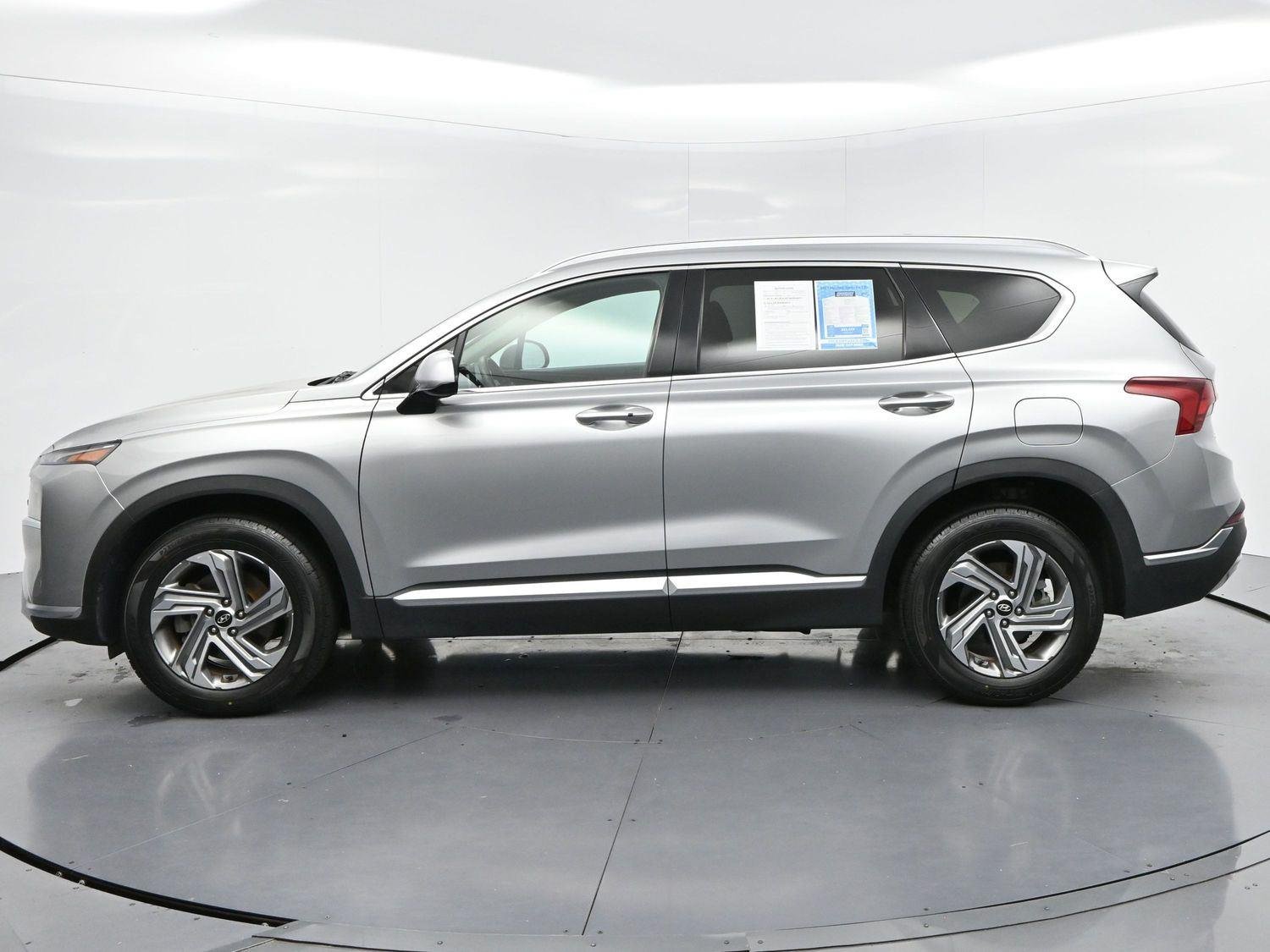 Used 2021 Shimmering Silver Hyundai SEL image 4