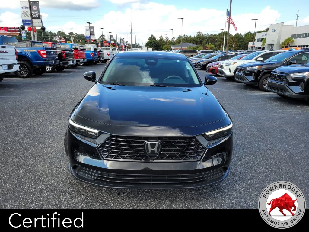 Used 2023 Black Honda LX image 10