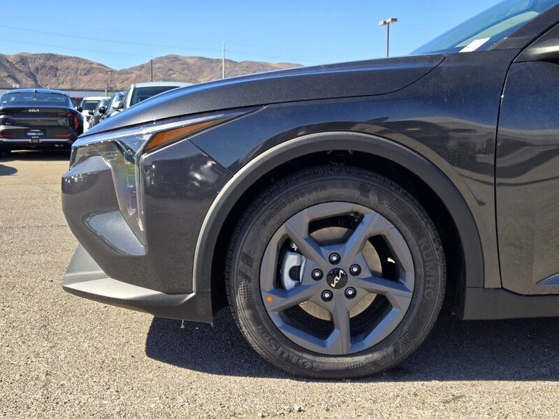 New 2026 Interstellar Gray Kia LXS image 5