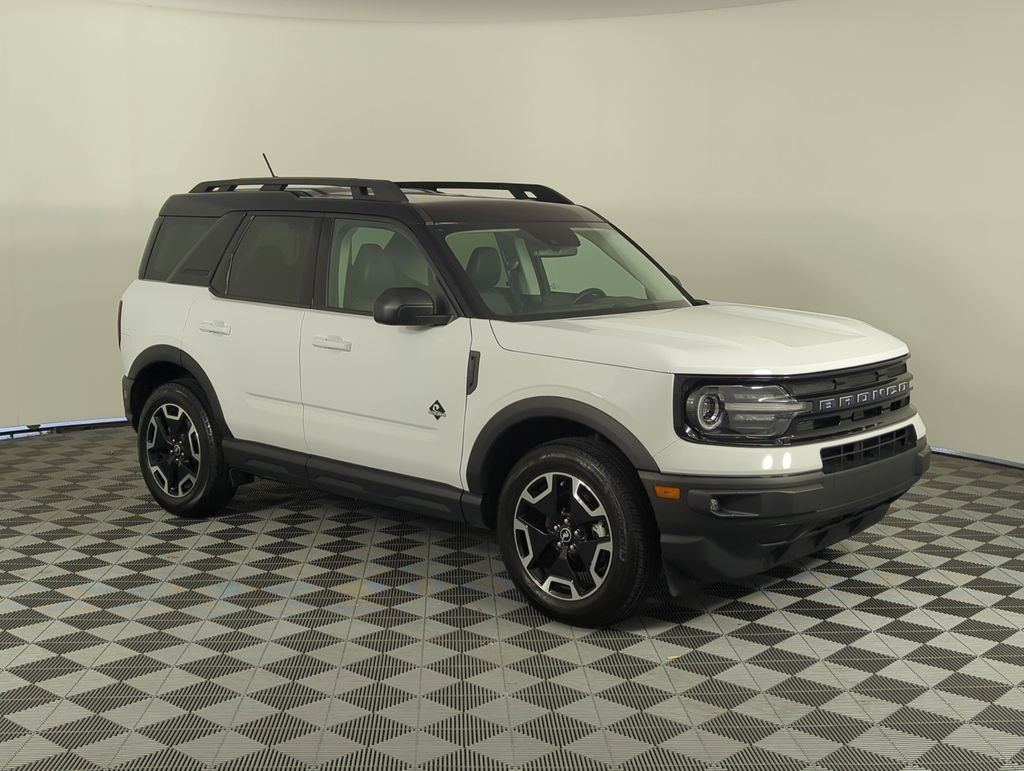 Used 2024 White Ford Outer Banks image 8