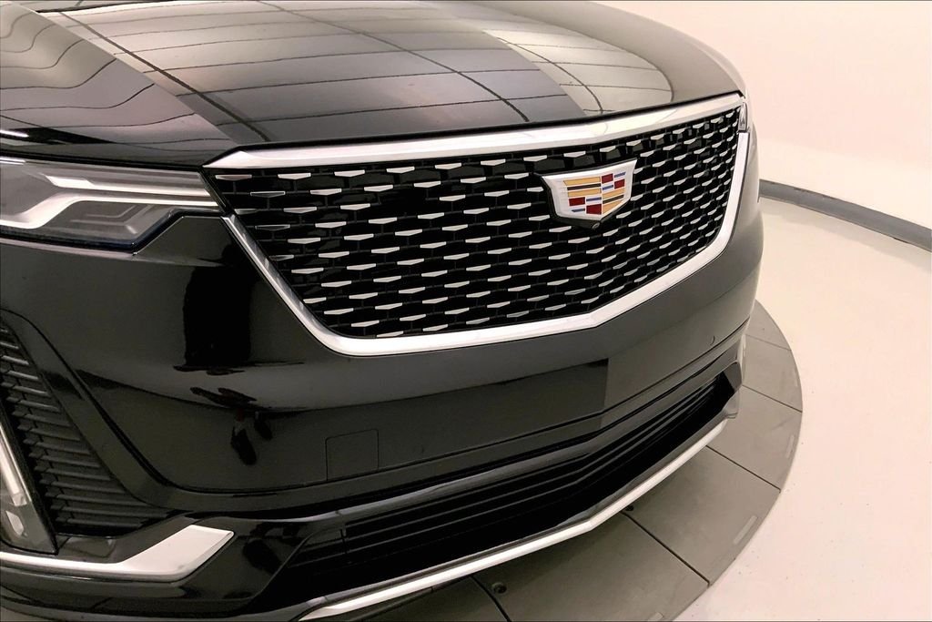 Used 2023 Black Metallic Cadillac Premium Luxury image 29