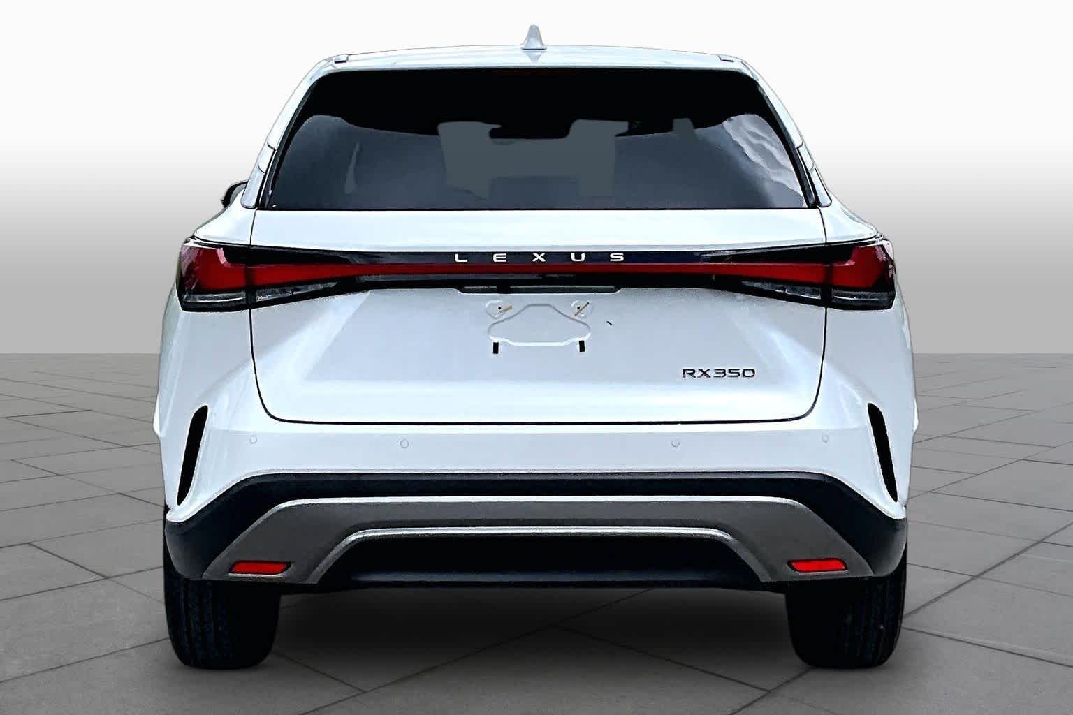 Used 2025 Eminent White Pearl Lexus  image 5