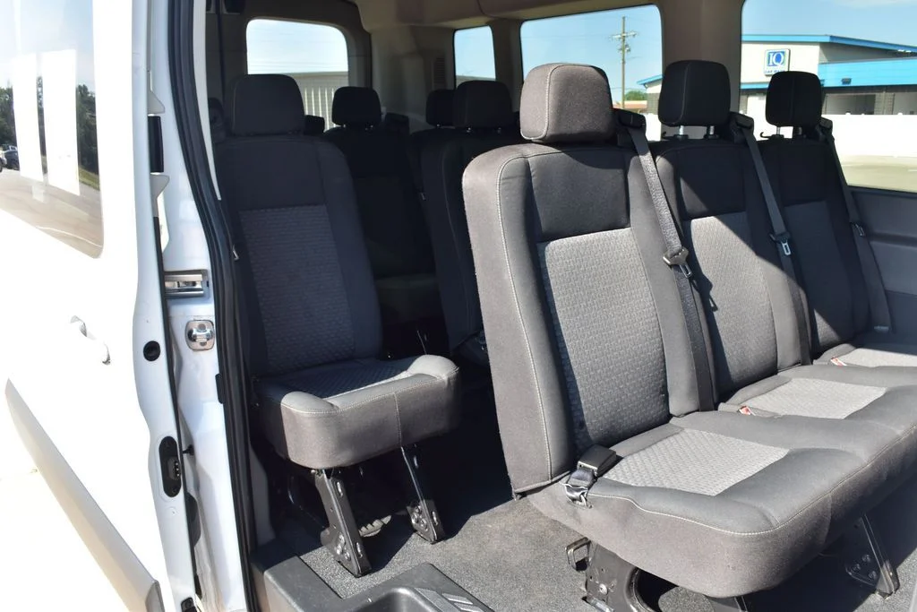Used 2023 White Ford XL image 25