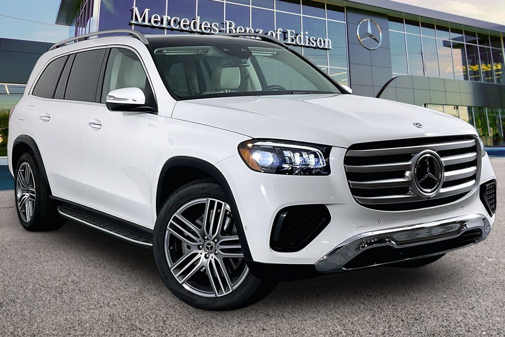 New 2026 White Mercedes-Benz GLS 450 image 1