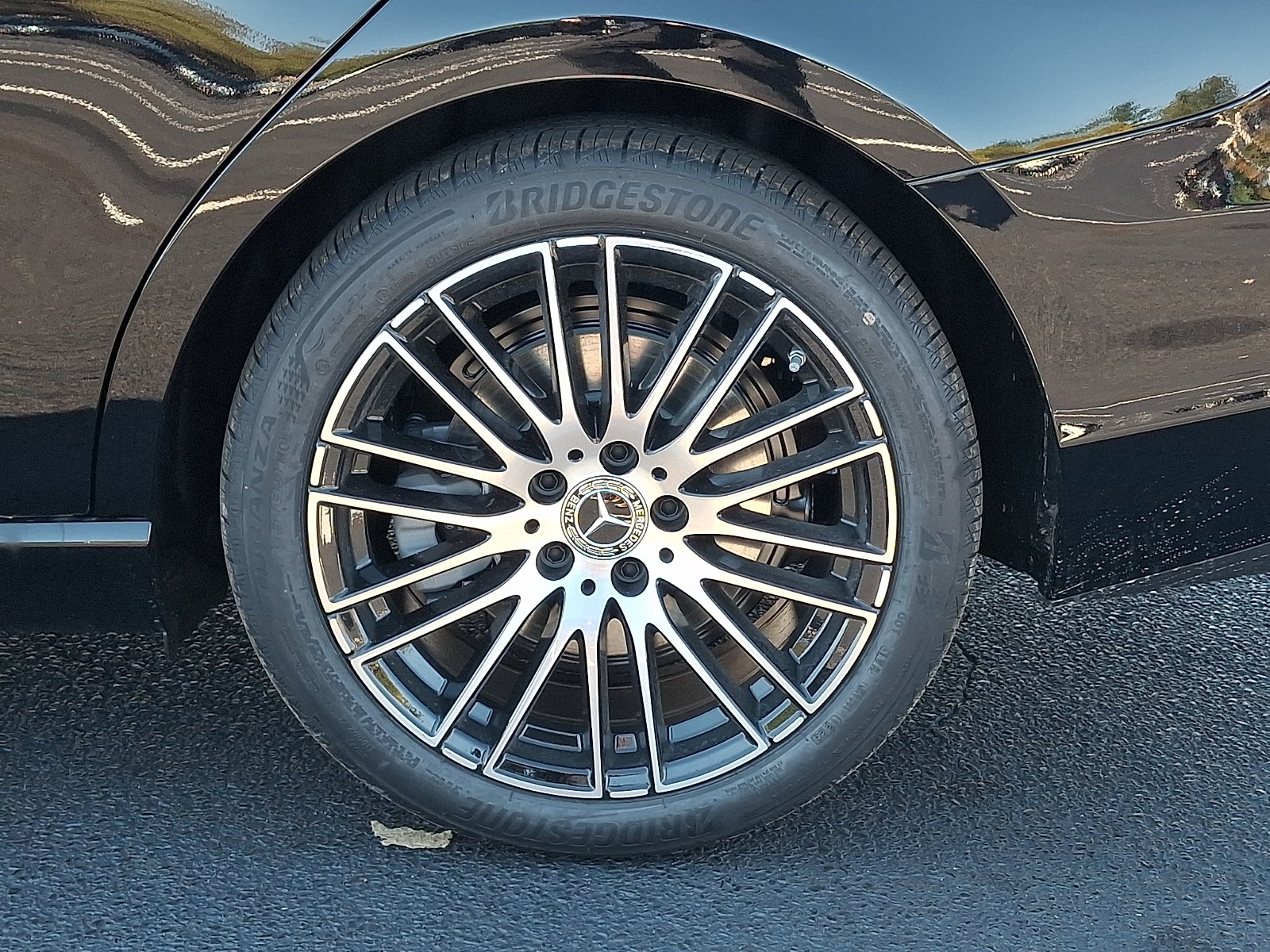 New 2027 Obsidian Black Metallic Mercedes-Benz C 300 image 7