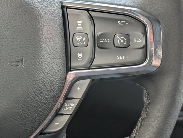 New 2026 Diamond Black Crystal Pearl-Coat Exterior Paint RAM Laramie image 25