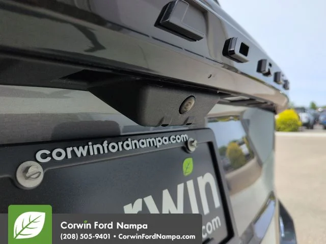 New 2026 Carbonized Gray Metallic Ford Platinum image 32