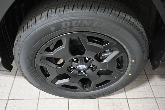 New 2026 CRYSTAL BLACK SILICA Subaru Limited image 17