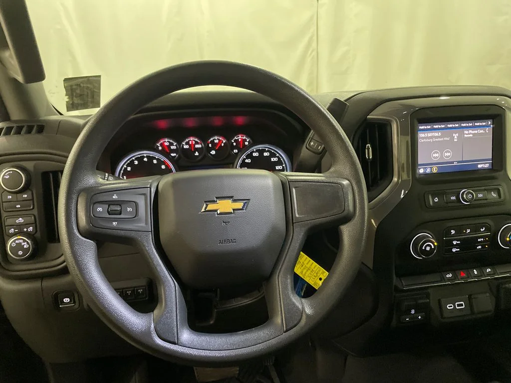 Used 2022 Northsky Blue Metallic Chevrolet Custom image 14