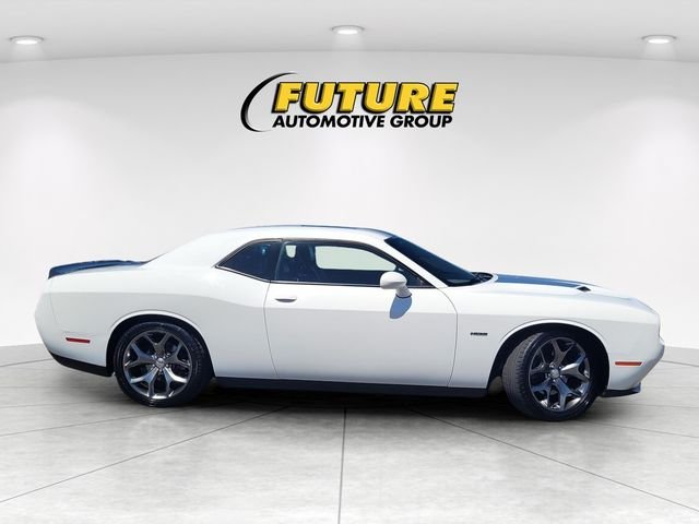 Used 2016 White Dodge R/T image 3