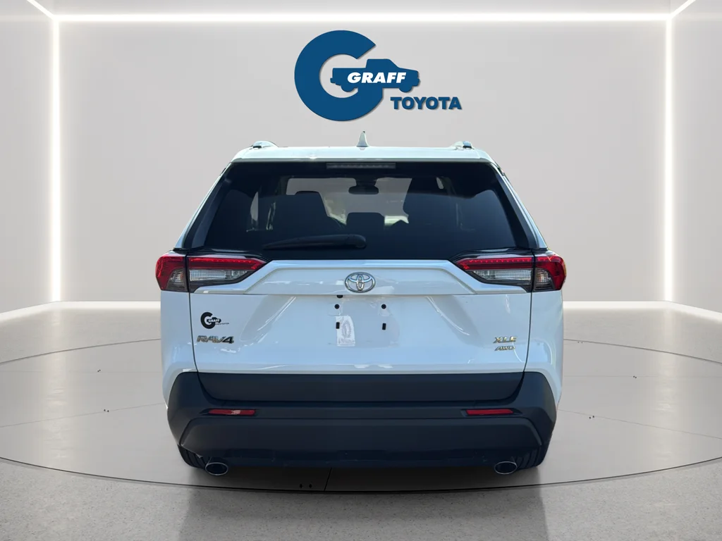 Used 2023 White Toyota XLE image 9