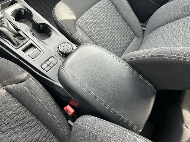 Used 2025 Red Ford XLT image 22