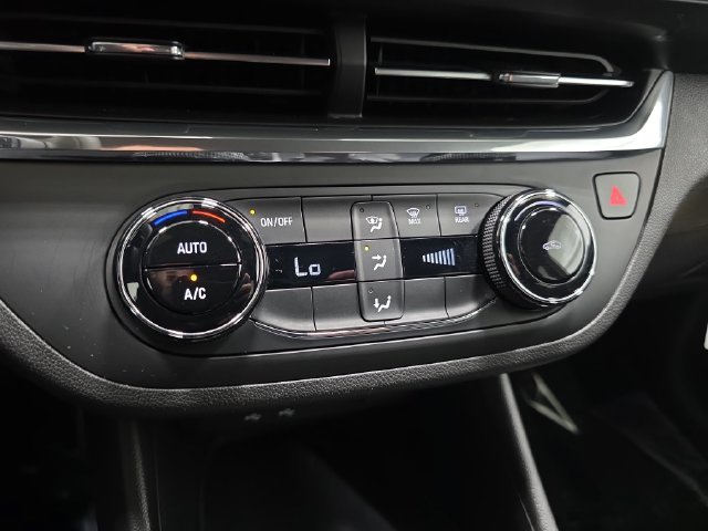 Used 2026 White Buick Preferred image 22