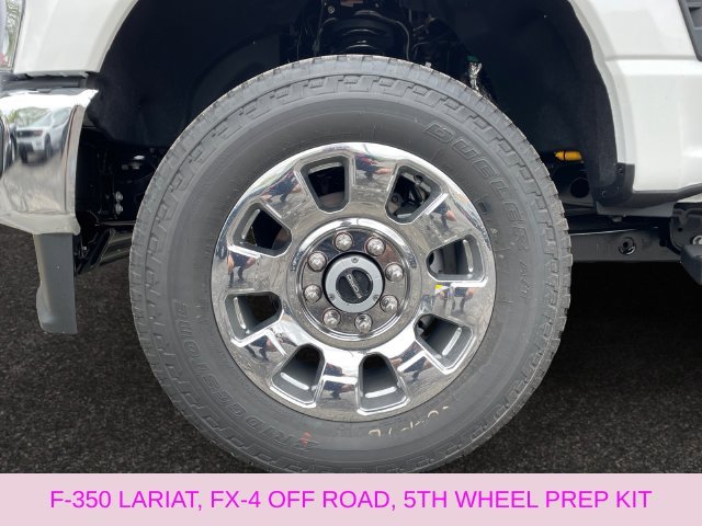 New 2027 White Ford Lariat image 14