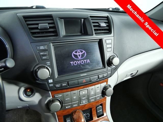 Used 2008 Gray Toyota Limited image 18