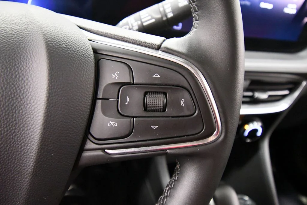 Used 2024 White Buick Sport Touring image 20