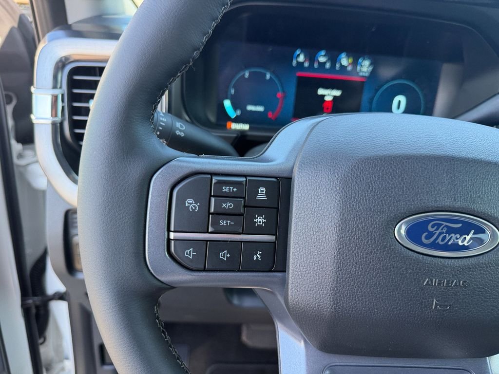 New 2026 Star White Metallic Tri-Coat Ford F-250® Lariat® image 22