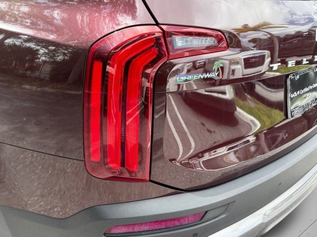 Certified Used 2022 Purple Kia SX image 44
