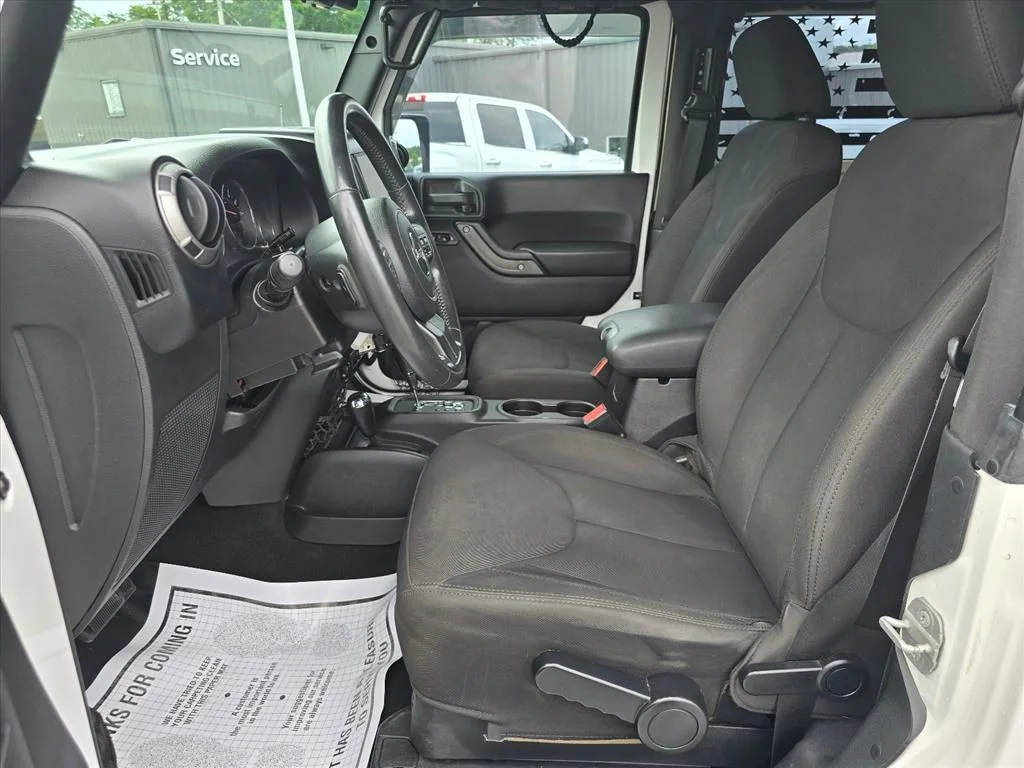 Used 2014 White Jeep Sport image 8