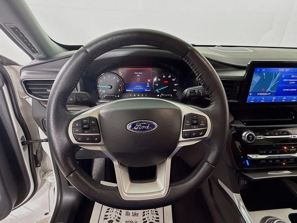 Used 2022 Star White Metallic Tri-Coat Ford Limited image 11