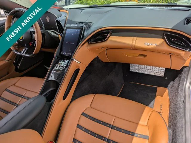 Used 2022 Bianco Avus Ferrari  image 18