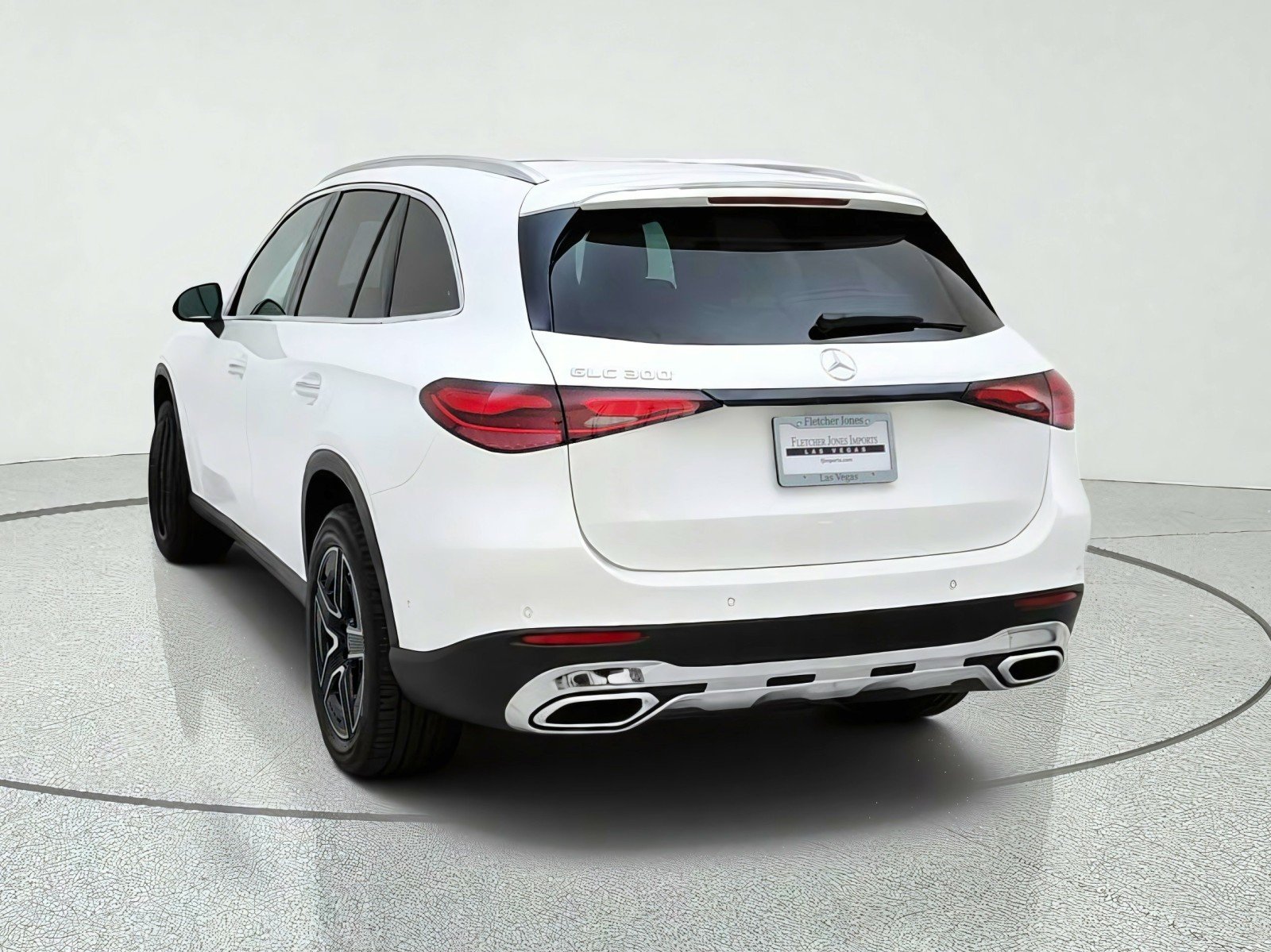 Certified Used 2026 Polar White Mercedes-Benz GLC 300 image 11