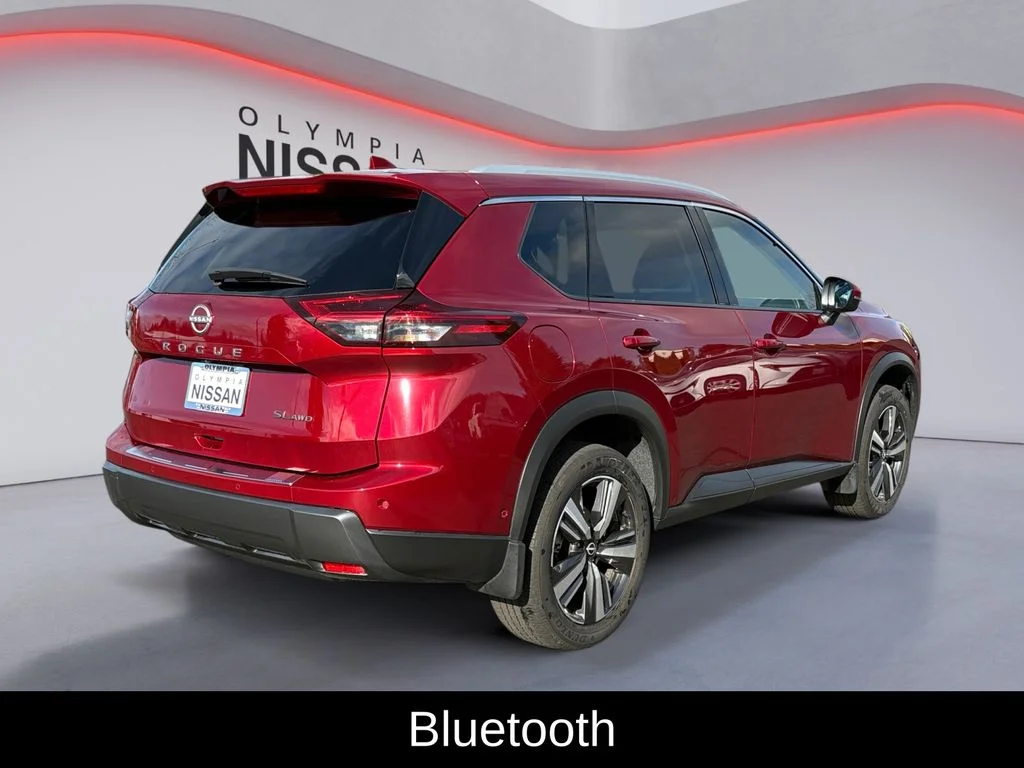 Used 2025 Red Nissan SL image 6
