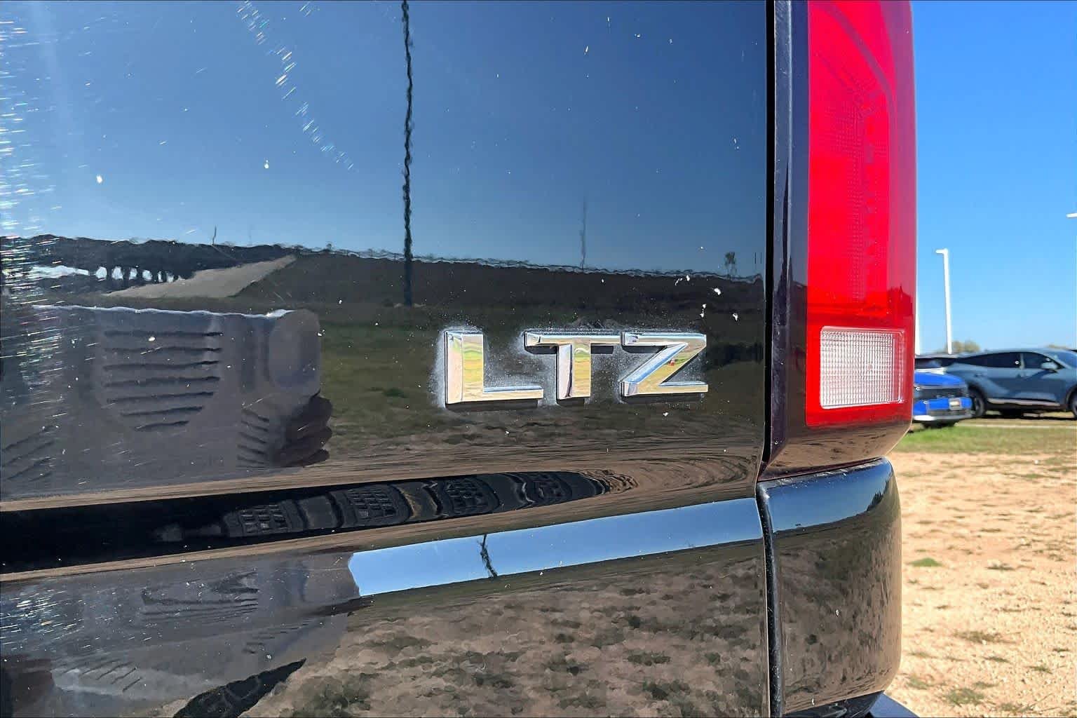 Used 2025 Black Chevrolet LTZ image 10