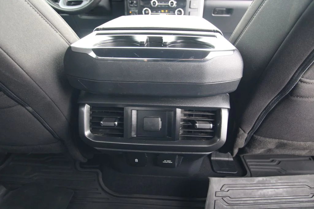 Used 2023 Oxford White Ford XLT image 41