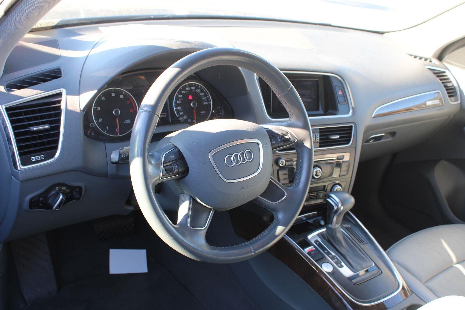 Used 2015 Monsoon Gray Metallic Audi Premium Plus image 9